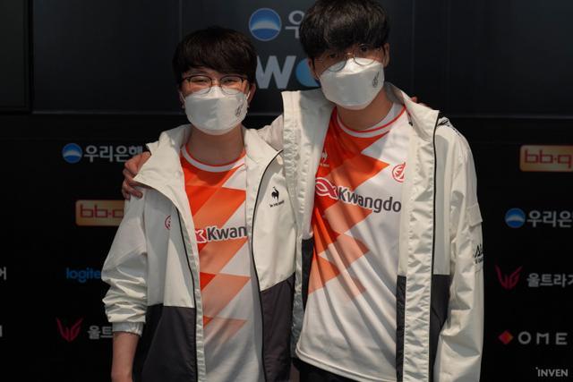 观众们的期 观众们的期