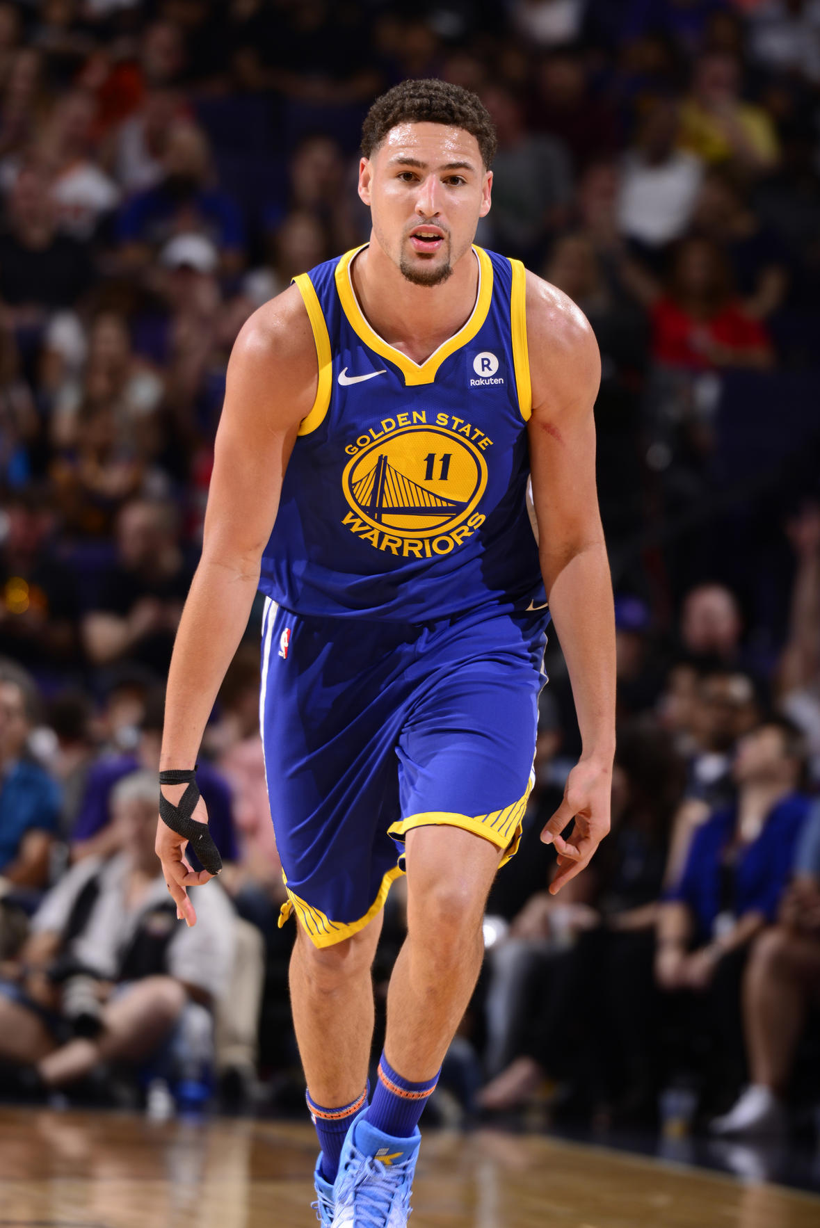 与线下体验 与线下体验